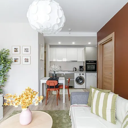 Flat 5 Min To Miniaturk Near Golden Horn Istambul